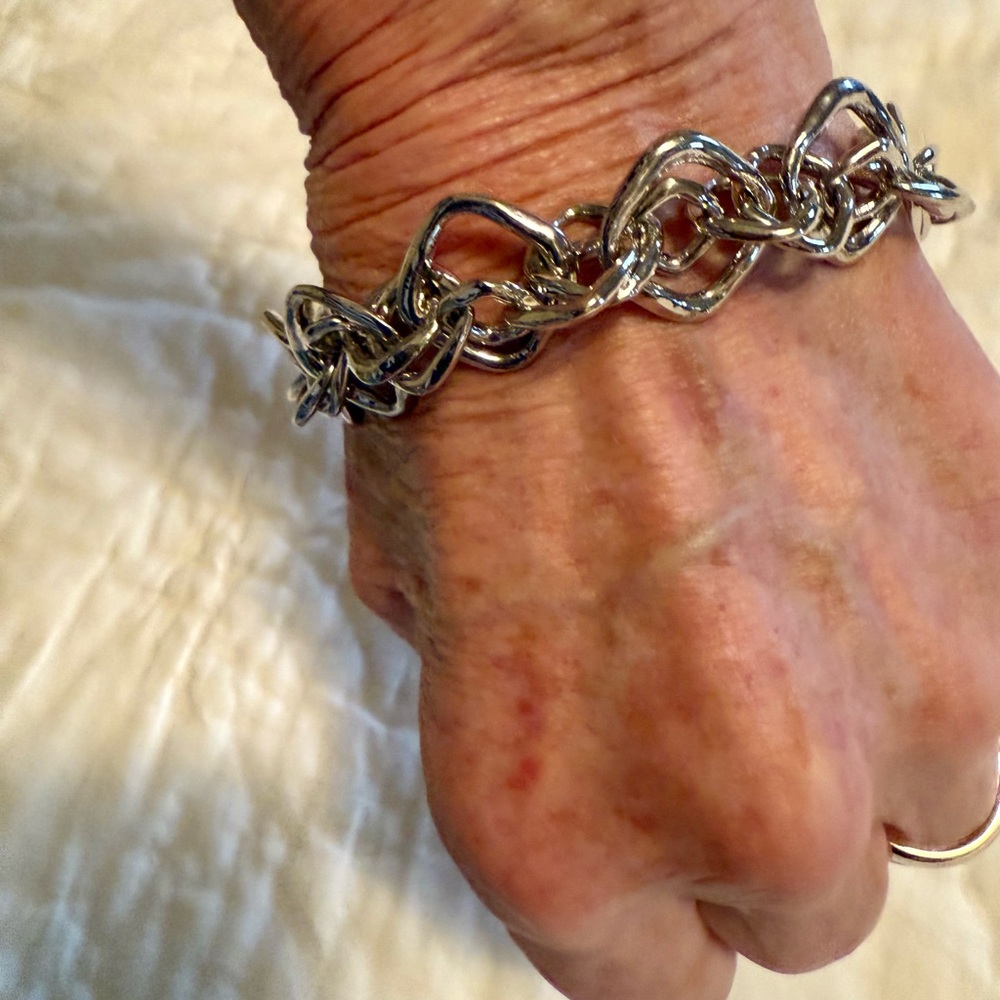 Chunky Silver Tone Interlocking Geometric Chunky … - image 1